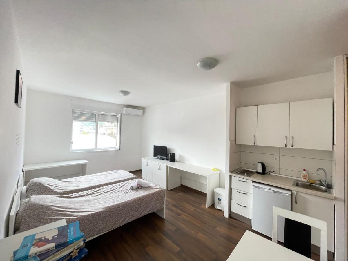 City Apartments 莫斯塔尔 外观 照片